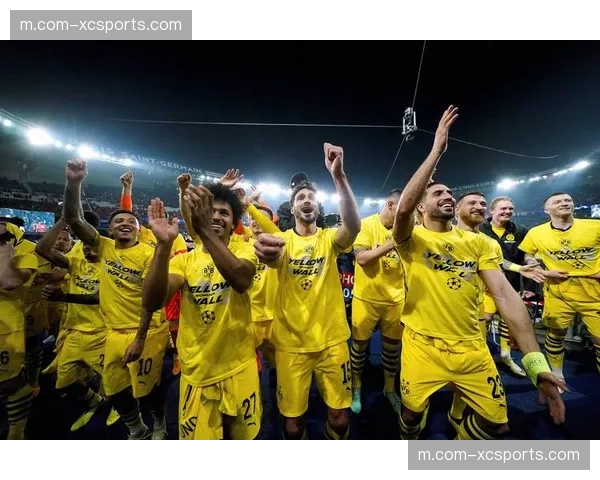 多特蒙德后腰阿德里受伤缺阵 中场拦截硬度面临考验 多特蒙德后腰阿德里受伤缺阵 中场拦截硬度面临考验